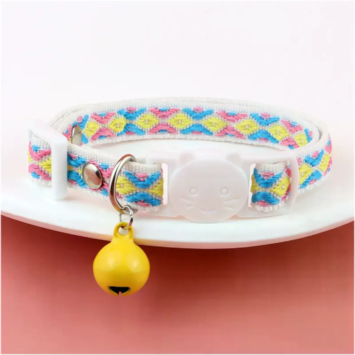 Collier pour chat réglable avec franges et cloches, collier pour animaux de compagnie décoré de carreaux colorés, motif jacquard, colliers pour chat, fournitures pour chiens~01748
