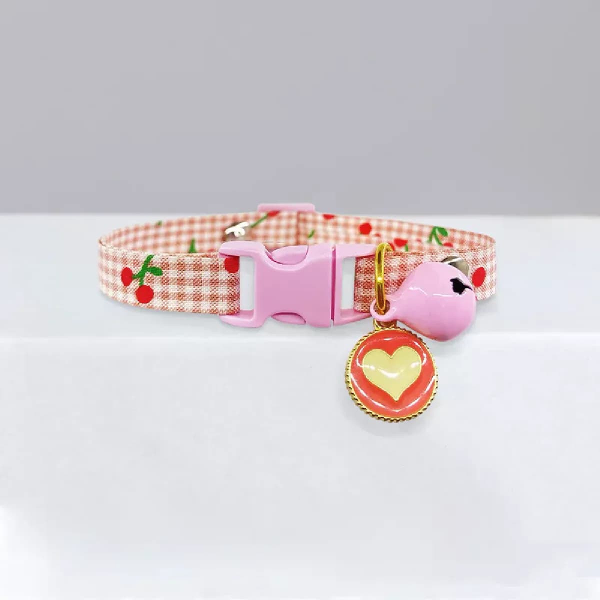 Collier pour chat avec pendentif avocat et bonbon, collier à carreaux, collier de dessin animé, collier réglable pour petits chiens, accessoires pour animaux de compagnie~00582